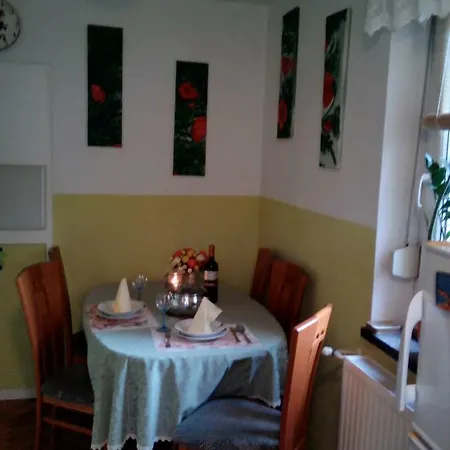 Apartma F3 *
