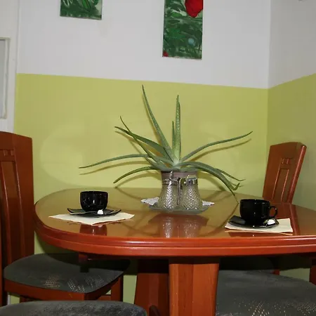 Apartma F3 *